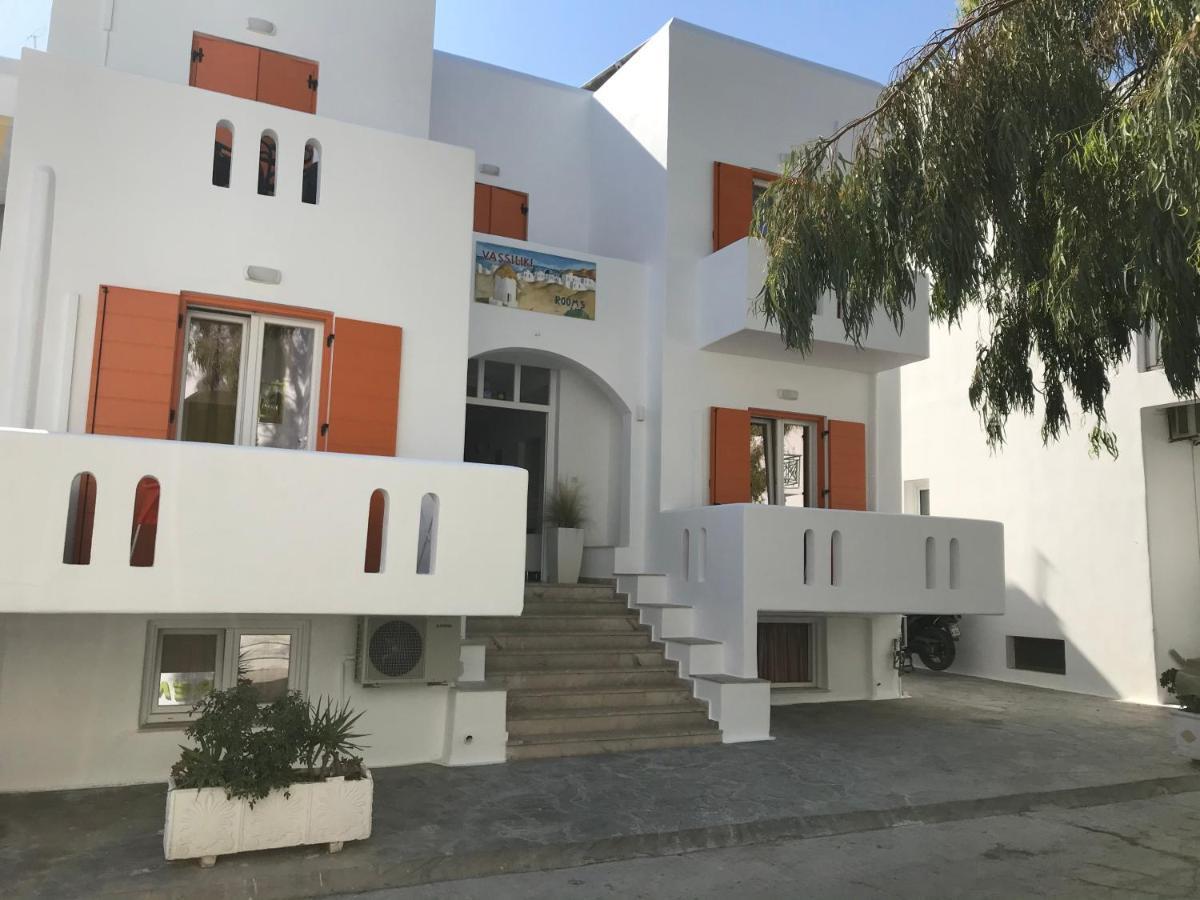 Vassiliki Rooms ปาริเกีย ภายนอก รูปภาพ