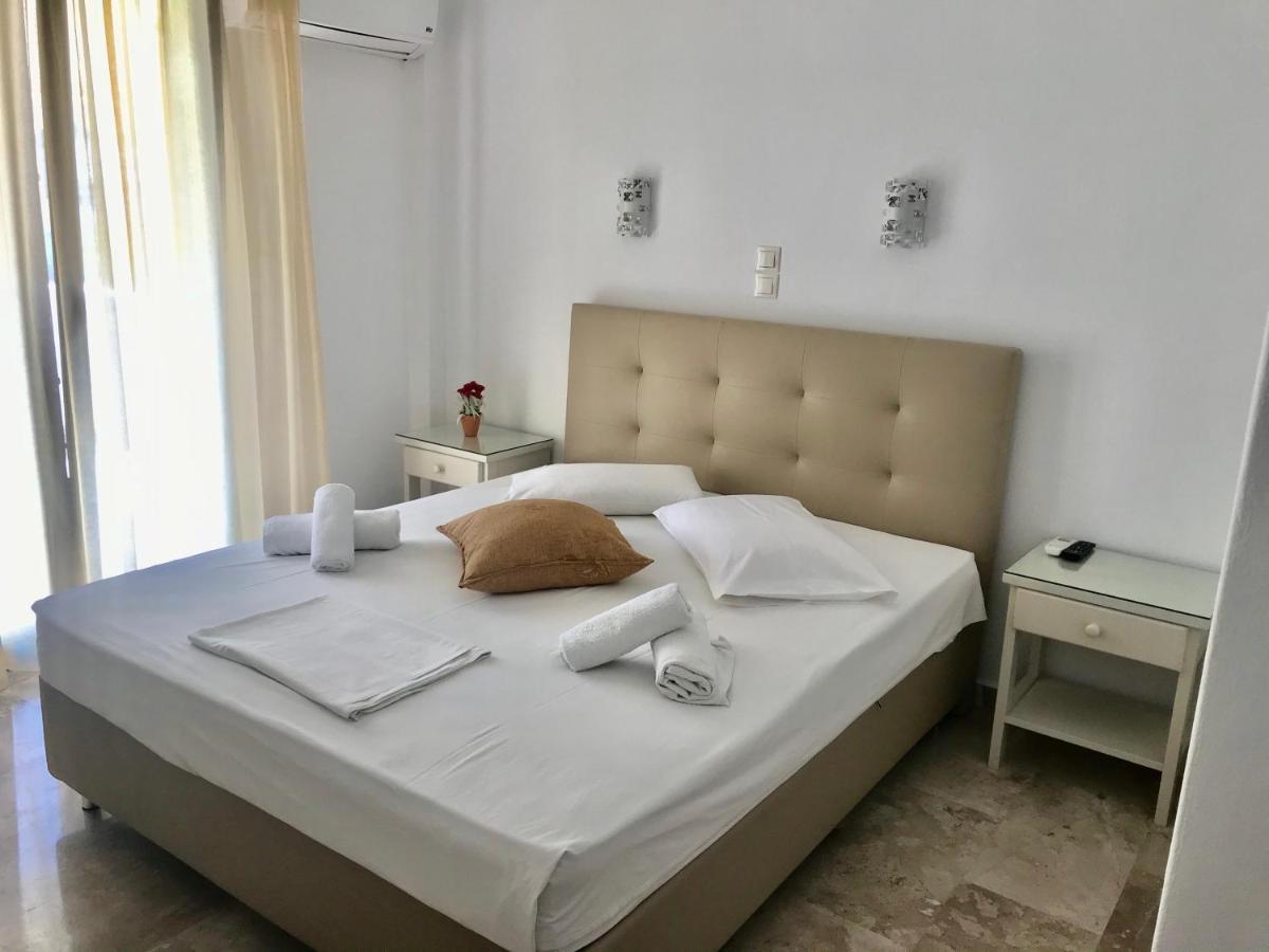 Vassiliki Rooms ปาริเกีย ภายนอก รูปภาพ