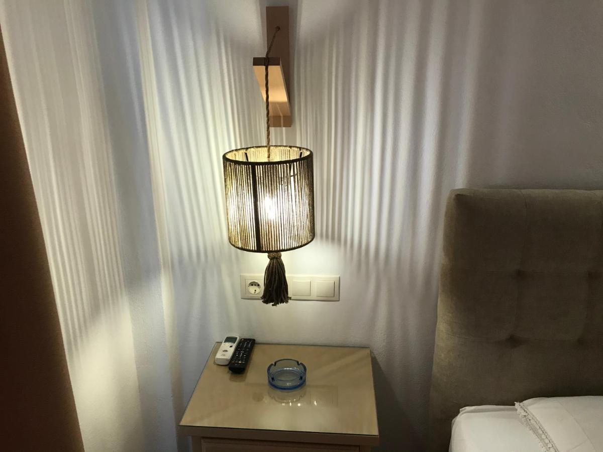 Vassiliki Rooms ปาริเกีย ภายนอก รูปภาพ