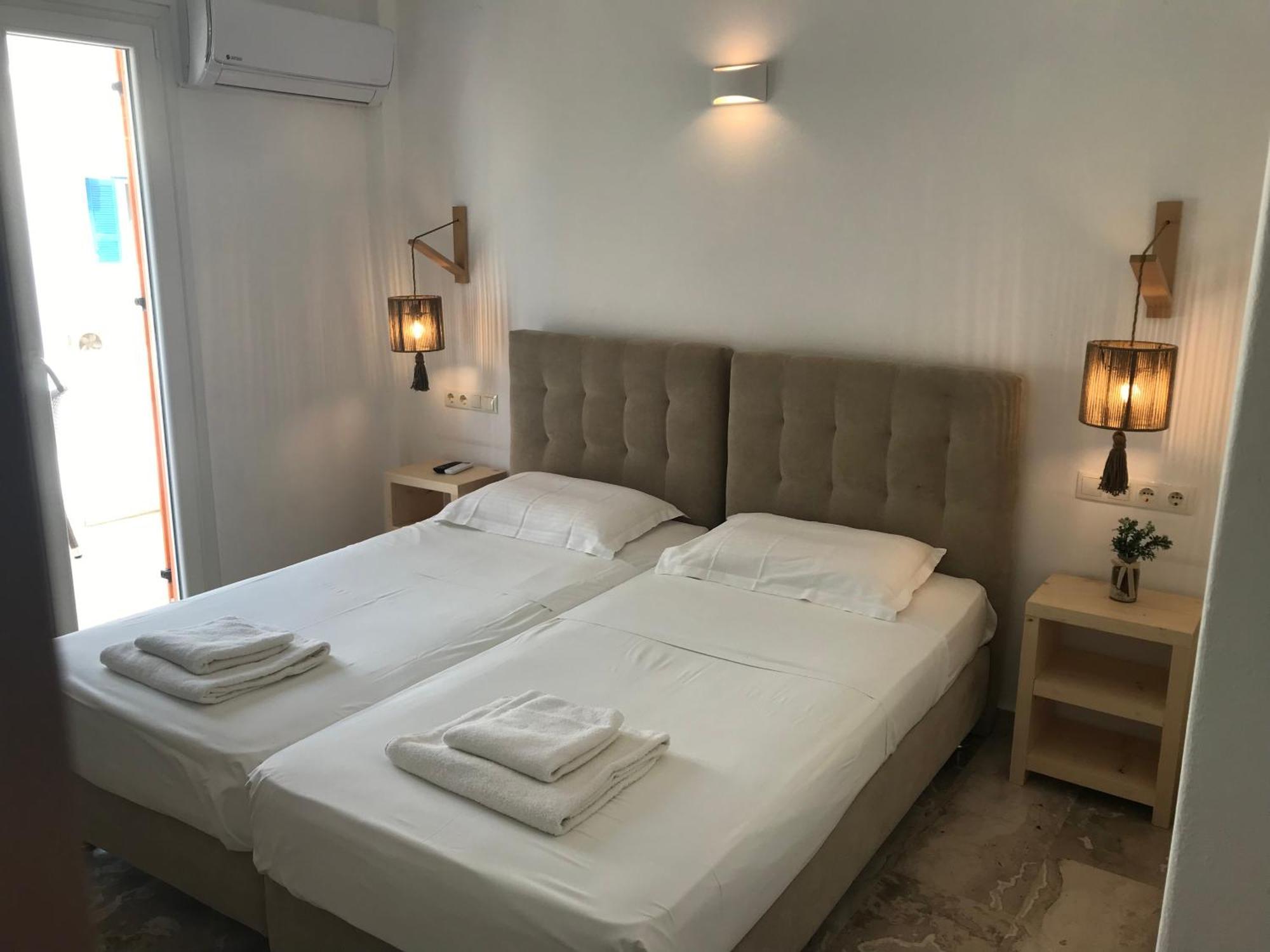 Vassiliki Rooms ปาริเกีย ภายนอก รูปภาพ